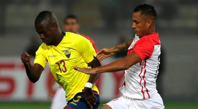 La selección peruana va por un triunfo en la altura de Quito.