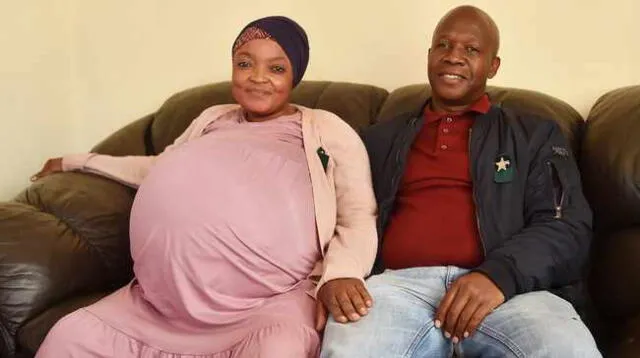 La mujer rompió récord al dar a luz a diez bebés vía cesárea en Sudáfrica.