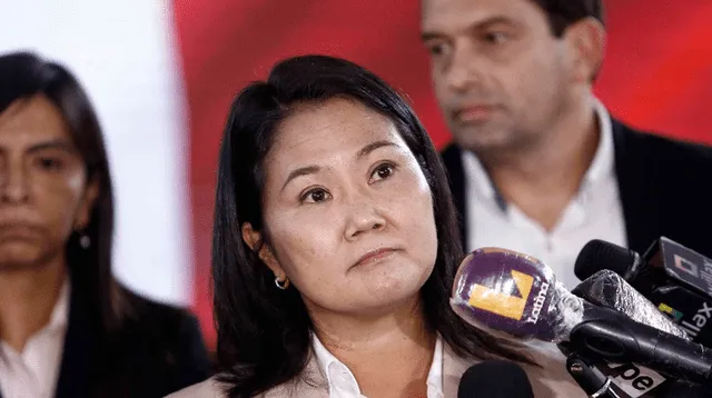 Abogados independientes interponen una denuncia ante la candidata presidencial Keiko Fujimori.