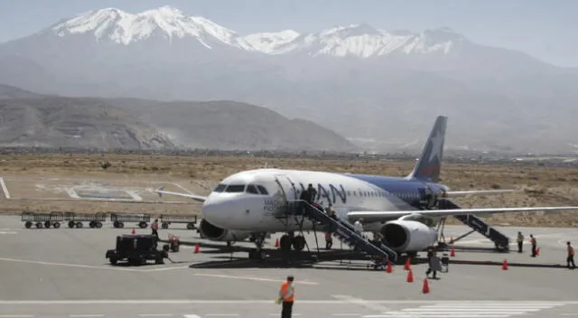 Desde HOY se suspenden los viajes por avión y bus por 15 días en Arequipa