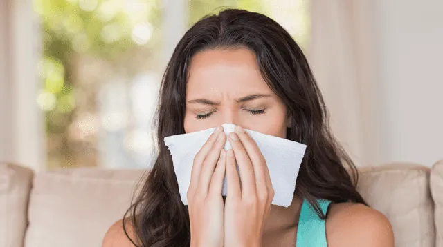 Se estima que las personas contagiadas luego de recibir la vacuna eran más propensas a sufrir estornudos.