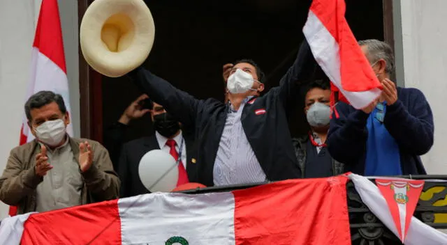 Coimas habrían financiado campaña de Perú Libre, según fiscal anticorrupción.