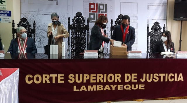 Presidenta del Poder Judicial Elvia Barrios sostuvo reunión con autoridades de la región de Lambayeque