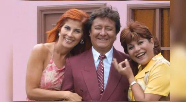 Eva (Olga Zumarán) y Carmencita (Aurora Aranda) se disputaron el amor de Renato Reyes en la serie.