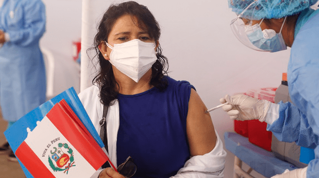 Cada día mas ciudadanos en Perú vacunados contra la COVID-19