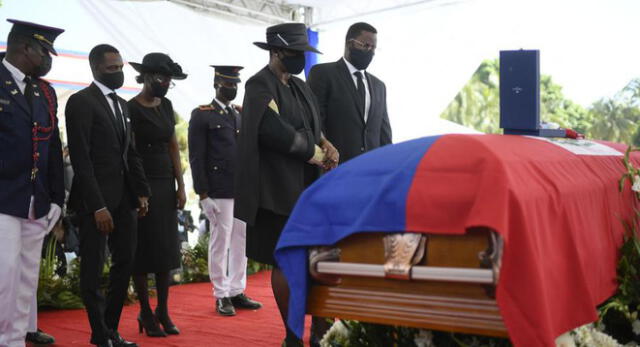 Dan último adiós a Jovenel Moise: Así fue el funeral del presidente de Haití asesinado.