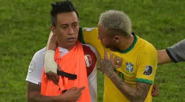 Christian Cueva y Neymar se abrazaron luego del partido en Copa América 2021.
