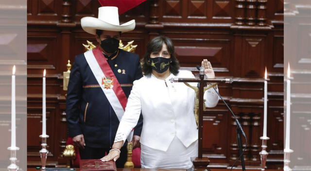 Dina Boluarte juramentó en el Congreso como vicepresidenta para el Gobierno de Pedro Castillo.