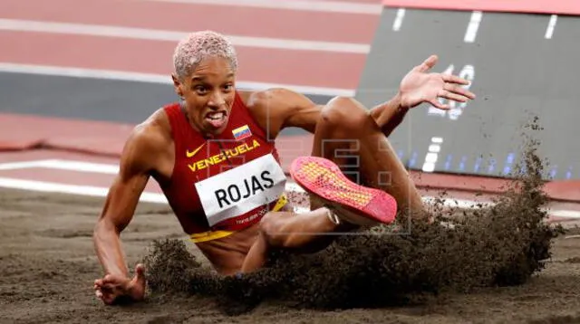 Venezuela festeja medalla de oro de Yulimar Rojas que impuso en el salto triple 15,67.