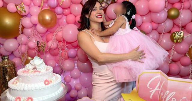 Leslie Castillo junto a su hija celebraron el baby Shower de su segunda hija.