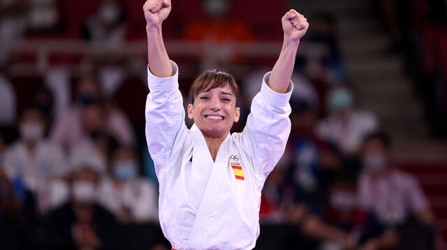 Dejó el Karate para apoyar a su madre con cáncer y hoy gana el oro en Tokio 2020: La historia de Sandra Sánchez.