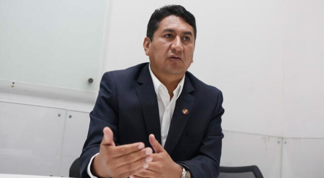 Vladimir Cerrón, secretario general de Perú Libre, señala que existe una 'persecución' en contra suya al ser incluido en el caso Los Dinámicos del Centro.