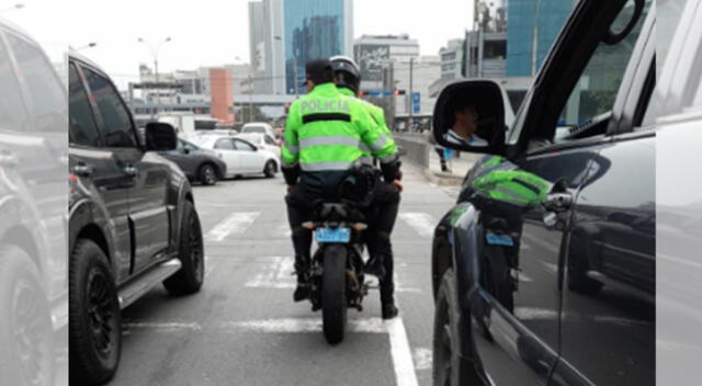 Efectivo policial incumplió reglamento de tránsito.