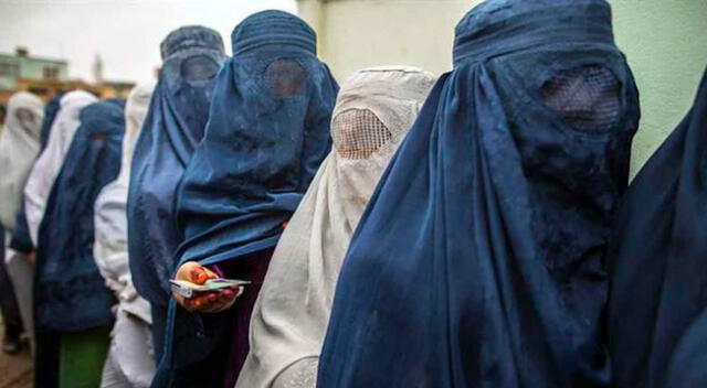 Afganistán: mujeres reclaman que sus derechos sean respetados.