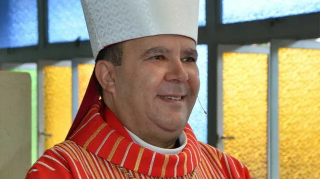 El nombrado obispo en 2012 por el papa Benedicto XVI ha estado envuelto en escándalos sexuales así que no es la primera vez.