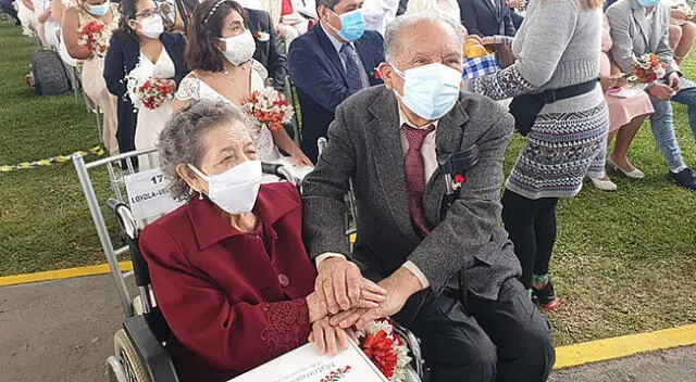 Se casaron Santiago Loyola Sifuentes (82) y Olga Velásquez Laurencio (87).