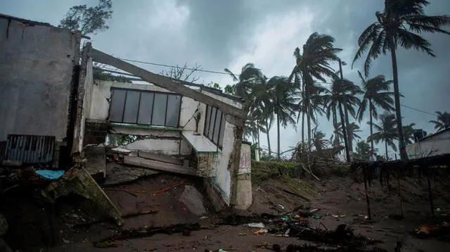 El NHC indicó que Ida impactó como huracán de categoría 4 en la escala Saffir-Simpson. Foto: EFE