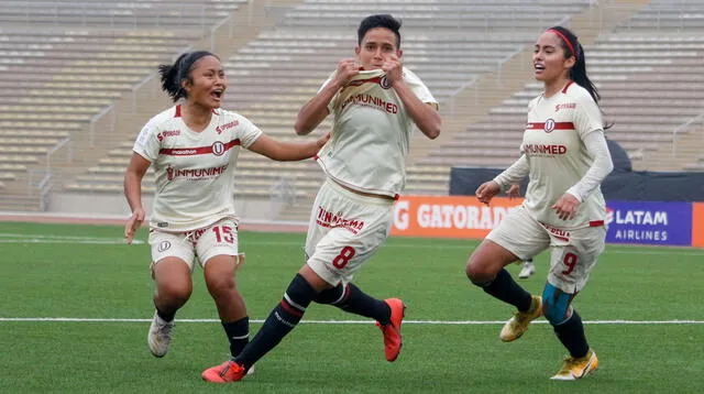 Scarleth Flores anota el gol de la victoria de la 'U' ante Cristal y clasificó a la final del 4 de septiembre.