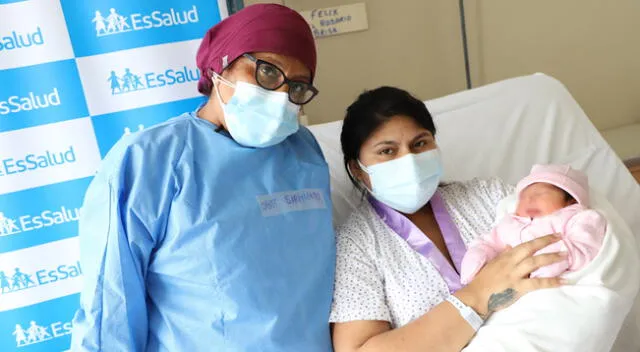 Obstetras del hospital Rebagliati celebran su día con más de 6500 atenciones a gestantes pese a la pandemia