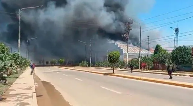 Incendio Pucallpa se produjo en una planta de elaboración de gas.