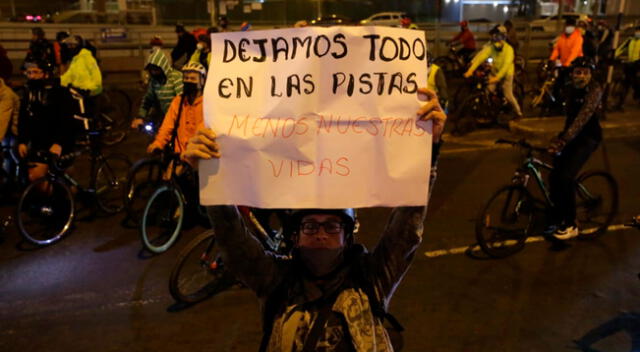 Ciclistas piden justicia por jóvenes que perdieron la vida tras ser atropellados en Miraflores y San Isidro por buses de transporte público.