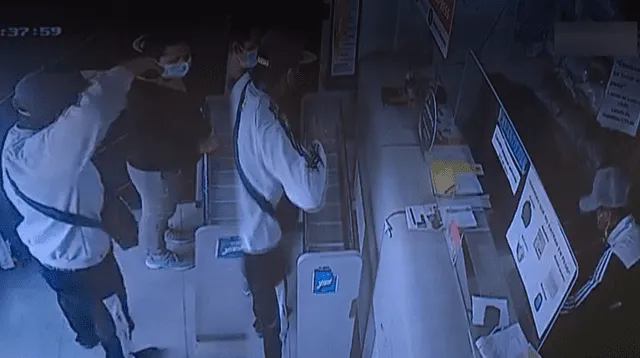 cámaras registran robo a una lavandería