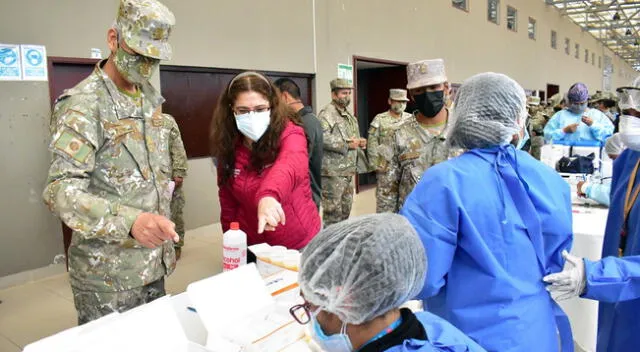 Personal del Ejército pasaron por consultas médicas.