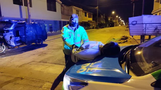 Sujeto fue trasladado a la comisaría para las diligencias.