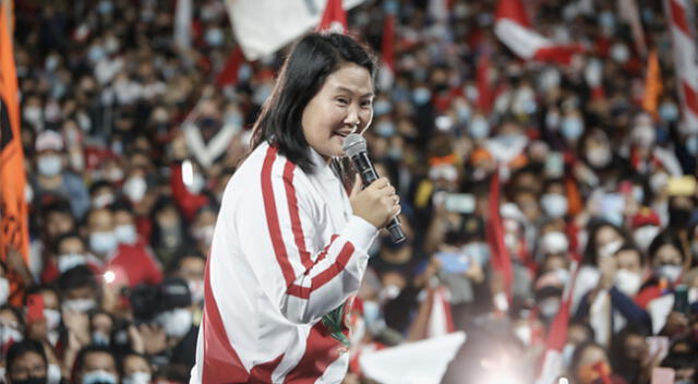 Hija de Alberto Fujimori mantiene reuniones con partido de ultraderecha.