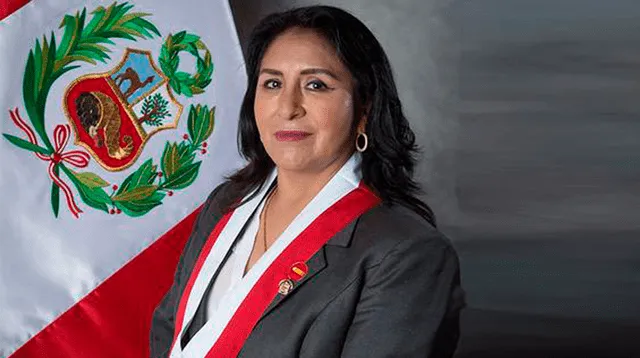 Katy Ugarte congresista de Perú Libre representante de la región Cusco