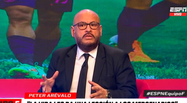 Peter Arévalo, hincha confeso de Alianza Lima, criticó duramente al Fondo Blanquiazul que mandó 'a la B' al equipo íntimo el año pasado.