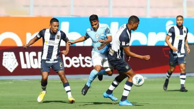 Sporting Cristal venció 2-1  a Alianza Lima en la Fase 1.