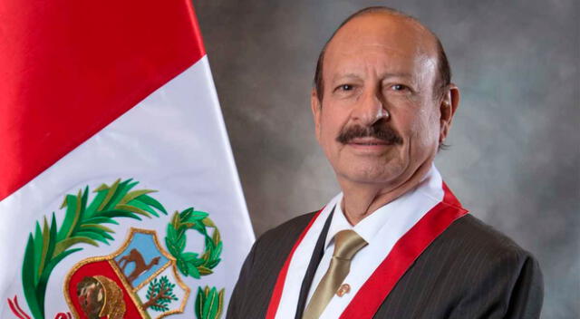Wilmer Elera, vocero alterno de Somos Perú-Partido Morado consideró que la continuidad del ministro del Interior, Luis Barranzuela, no debe ser un condicionante para dar el voto de confianza.