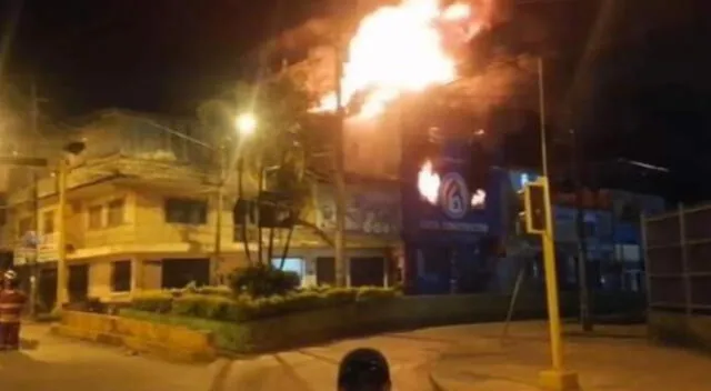 Huánuco: Lanzan granada contra ferretería y provocan dantesco incendio