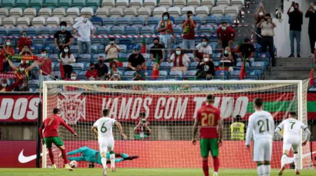 Con dos goles de Cristiano , Portugal ganó de local  2-1 a Irlanda.