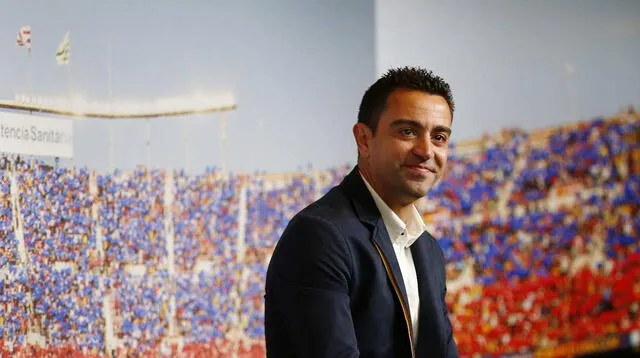 Esta temporada y dos más dirigirá Xavi en Barcelona .