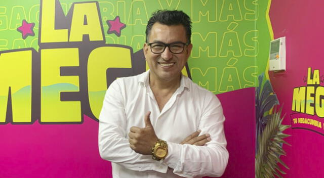 Hernán Vidaurre en radio por partida doble.