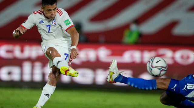 Alexis Sánchez abre el marcador ante Paraguay