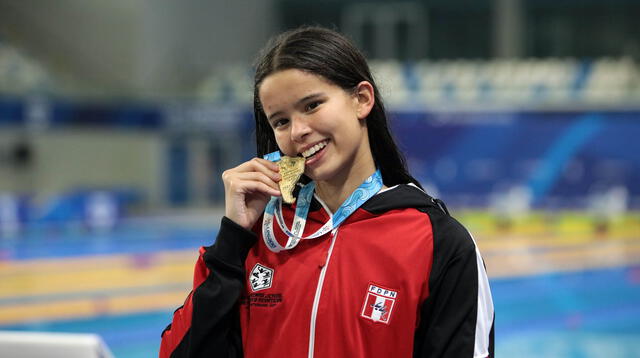 Alexia Sotomayor logró tres medallas de oro