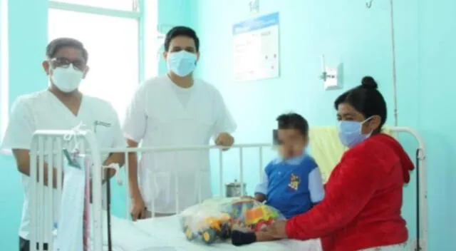 Niño de 3 años vence al COVID-19 y dengue en Piura