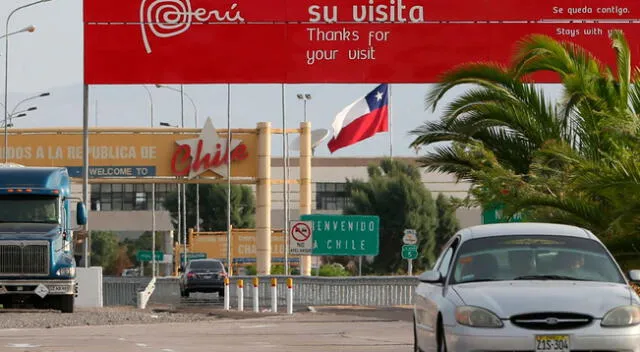 Chile decidió mantener cerrada su frontera terrestre con Perú, pese a que ya había una decisión de reabrirlas este miércoles. Esto, luego de la aparición de la nueva variante omicron.