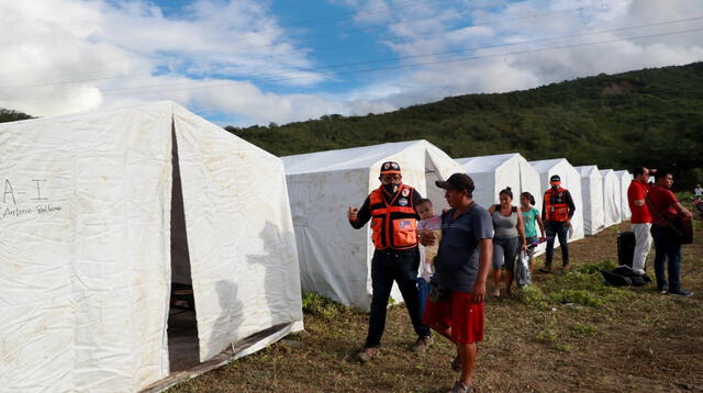 Fuerzas Armadas e Indeci instalan dos albergues