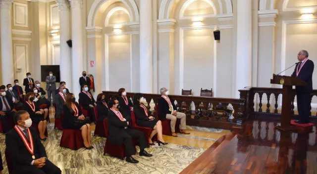 Realizaron ceremonia de agradecimiento y despedida al juez supremo, Josué Pariona Pastrana