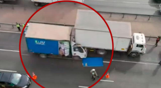 La furgoneta, de placa D1-M826, pertenecería a la empresa Cala Transportes, mientras que la víctima aún no fue identificada.