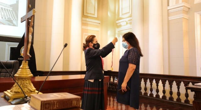 Presidenta del Poder Judicial Elvia Barrios participó en juramentación de jueza suprema provisional