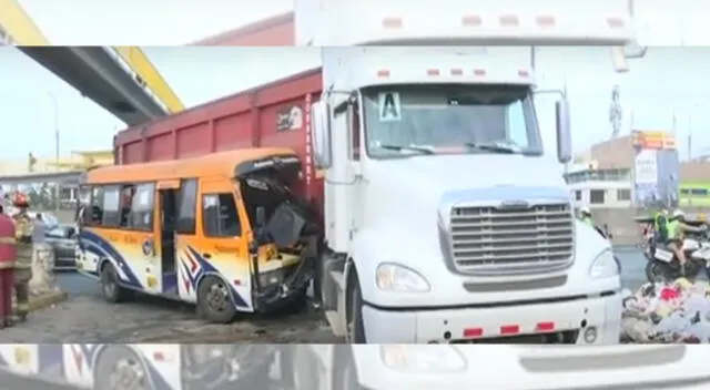 El accidente vehicular se registró a la altura del kilómetro 21 de la Panamericana Norte.