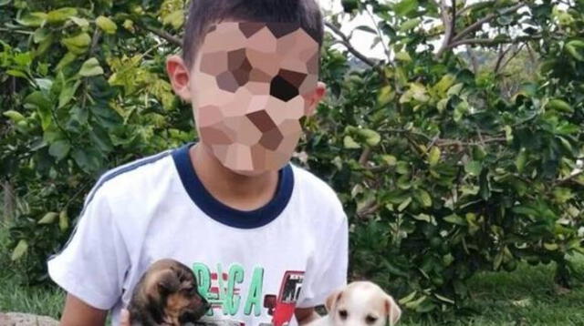 “Quería ser bailarín”, dice padre en el entierro de su hijo de 11 años que murió luego de comer un dulce