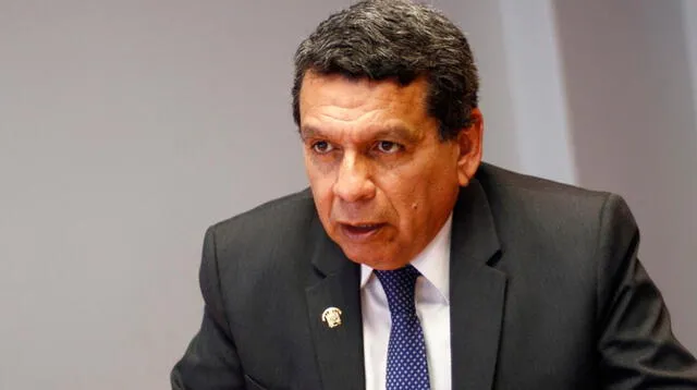 Hernando Cevallos: “designación de Héctor Valer no refleja compromiso de cambios hacia un país más justo”