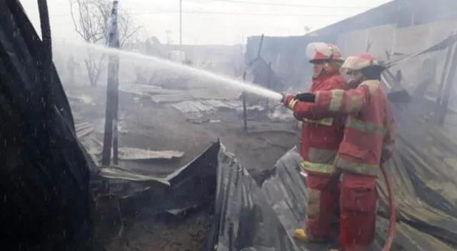 Familia pierde S/ 100 mil ahorrados tras incendiarse su vivienda en Piura