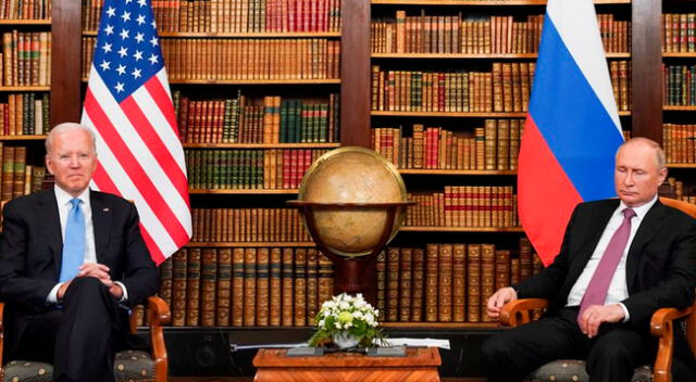Joe Biden y Vladimir Putin se reúnen para la cumbre entre Estados Unidos y Rusia en Villa La Grange en Suiza, el 16 de junio de 2021.